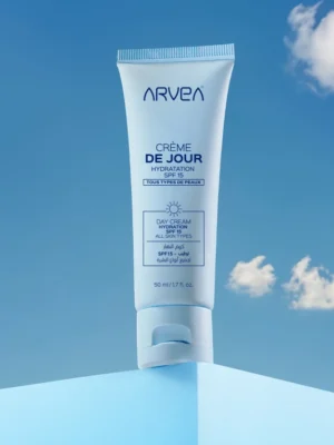 كريم النهار المرطب SPF 15 من أرفيا لجميع أنواع البشرة